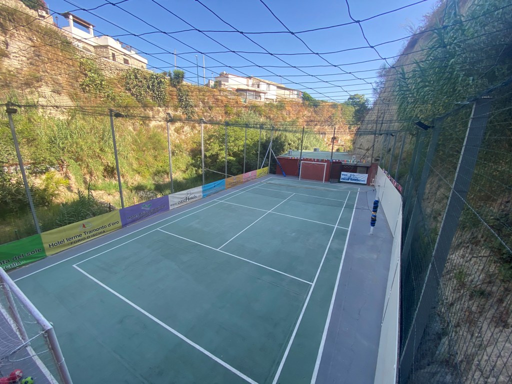 Hotel Castiglione Village Forio Ferragosto: vacanza lastminute tra piscine, mare, sole e spiaggia nel villaggio 3 stelle